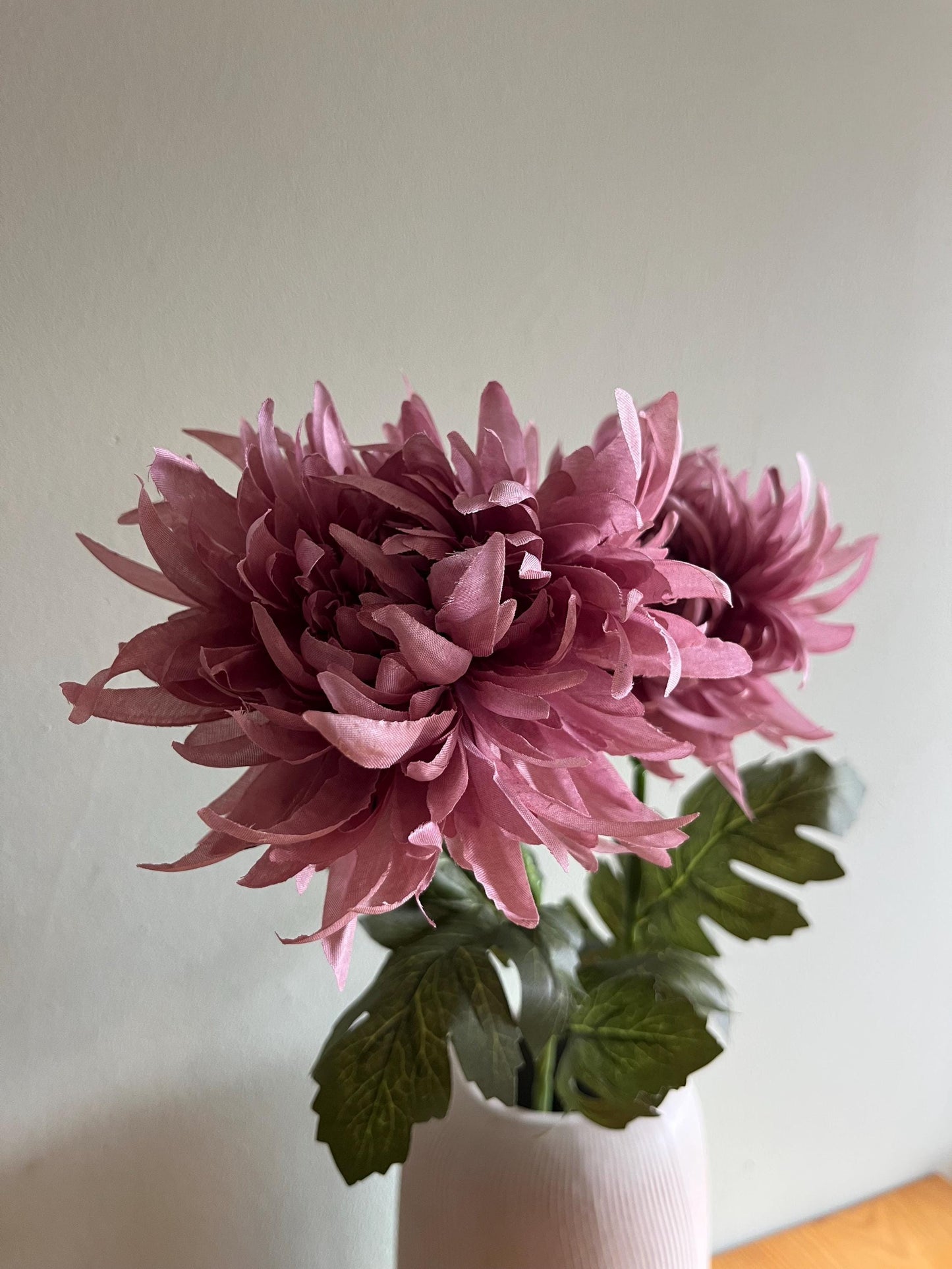 Vintage Mauve Spiky Chrysanthemum Stem | Chrysanthemum | Autumn | Autumn Decor | Faux Flower